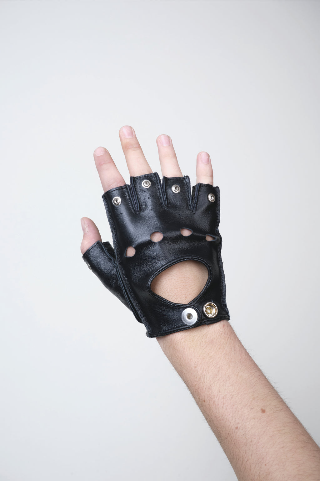 PACK CAP + GLOVES