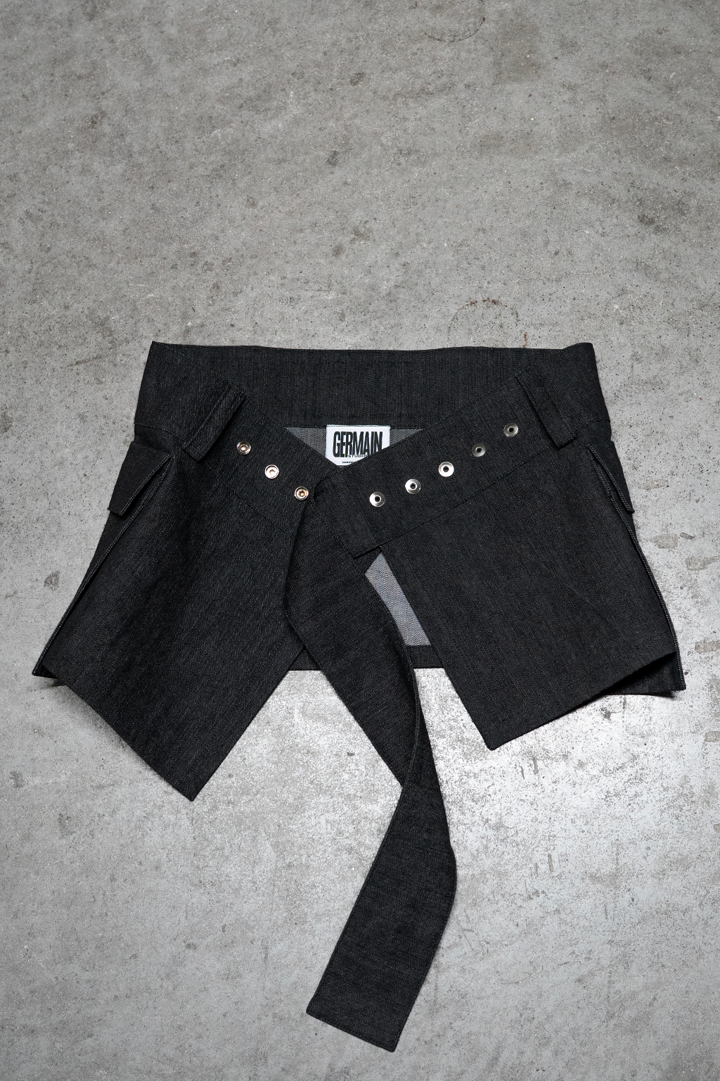 MINI SKIRT BLACK DENIM