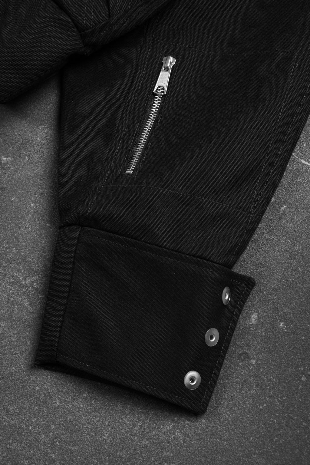DOUBLE ZIPPER BOMBER