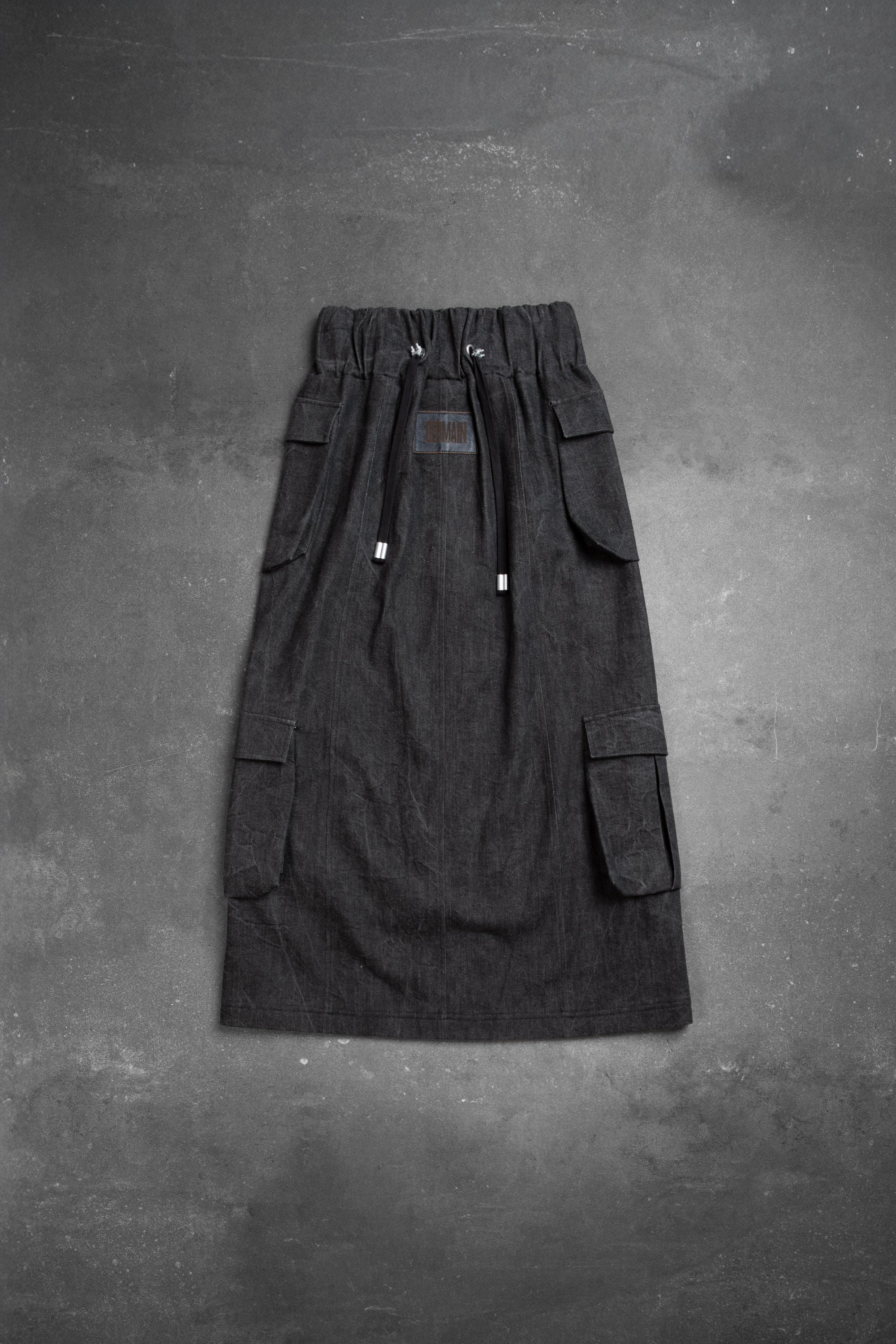 CARGO ZIPPER SKIRT WASHED BLACK DENIM