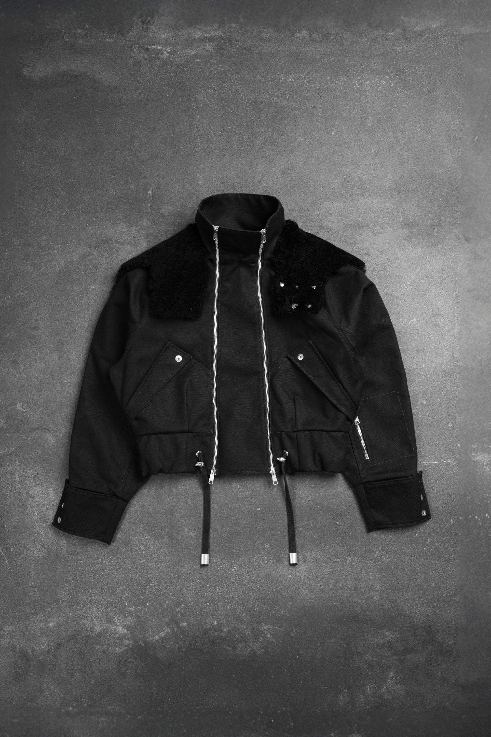 FUR HOOD DOUBLE ZIPPER BOMBER