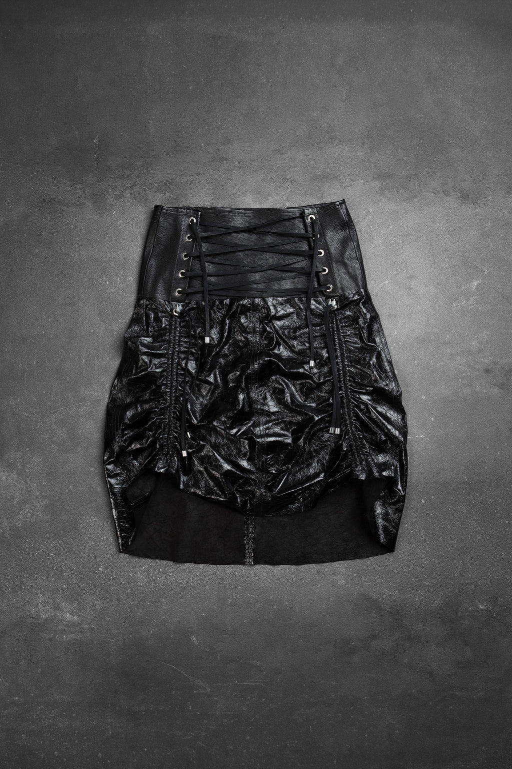CRUMPED LEATHER CORSET SKIRT