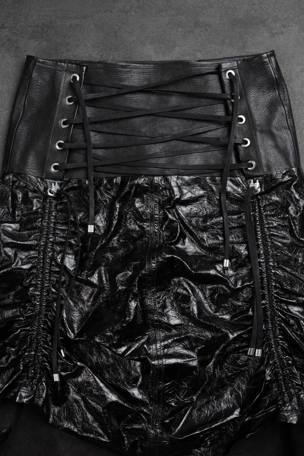 CRUMPED LEATHER CORSET SKIRT