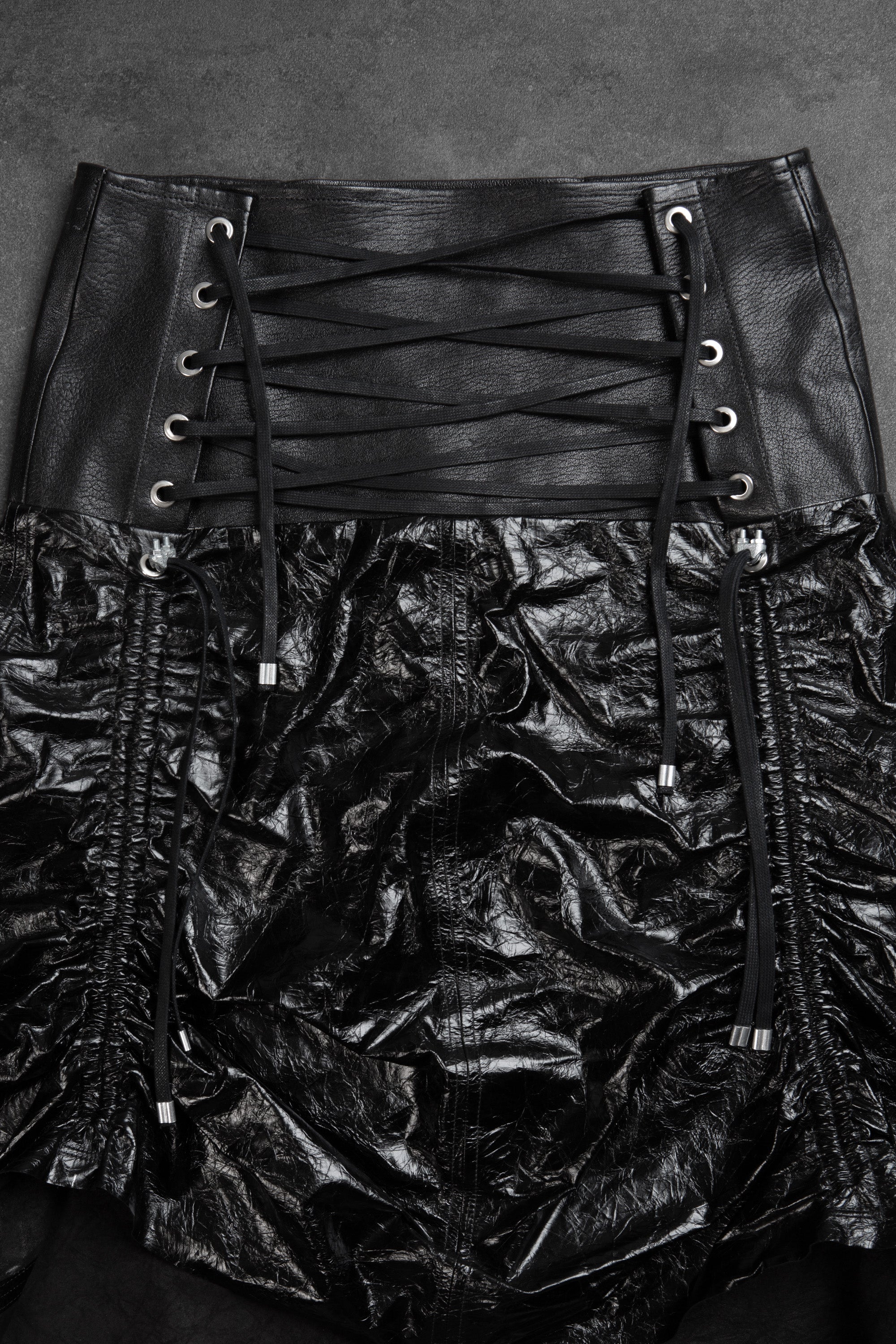 CRUMPED LEATHER CORSET SKIRT
