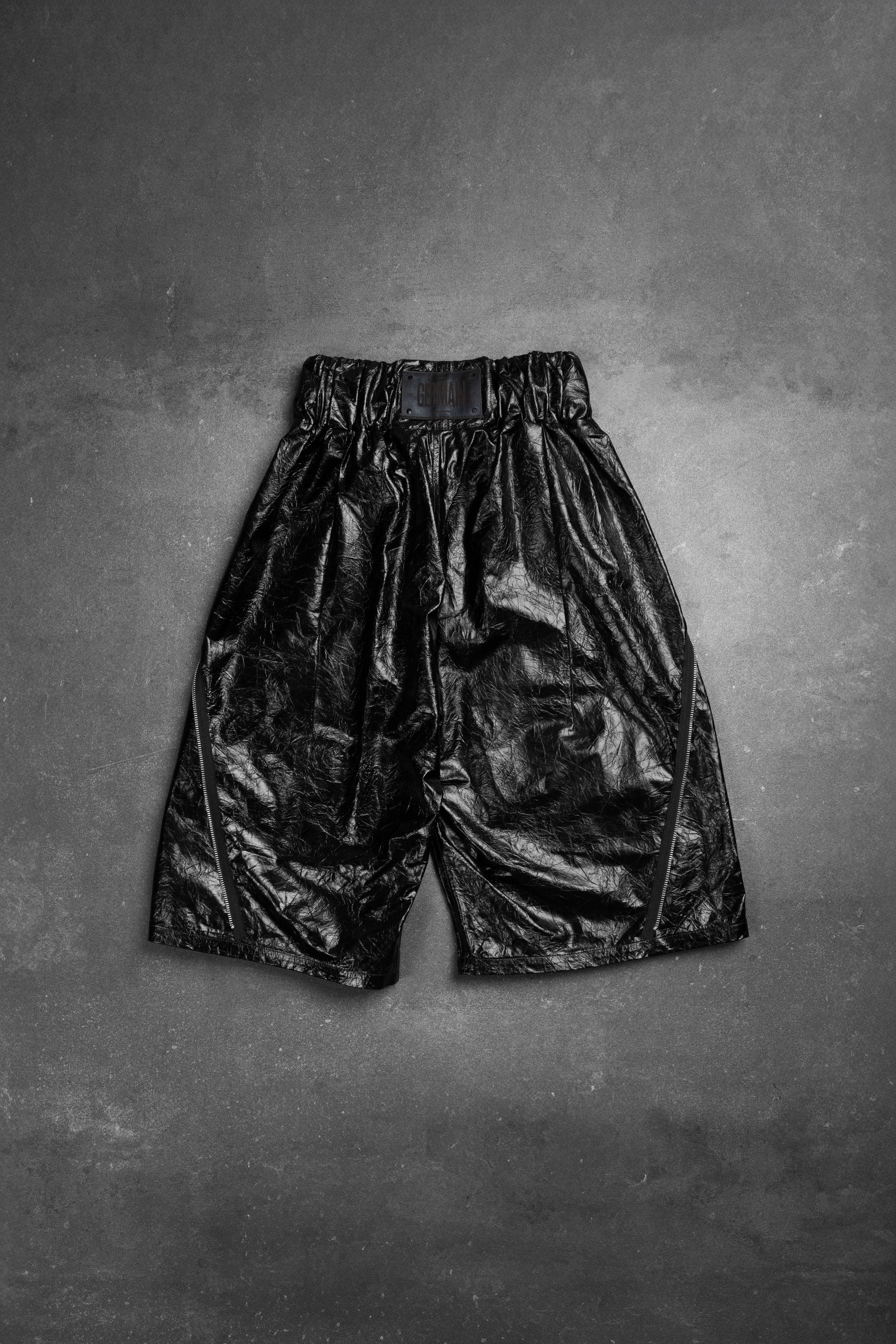 CRUMPLED LEATHER CARGO BOXING SHORT