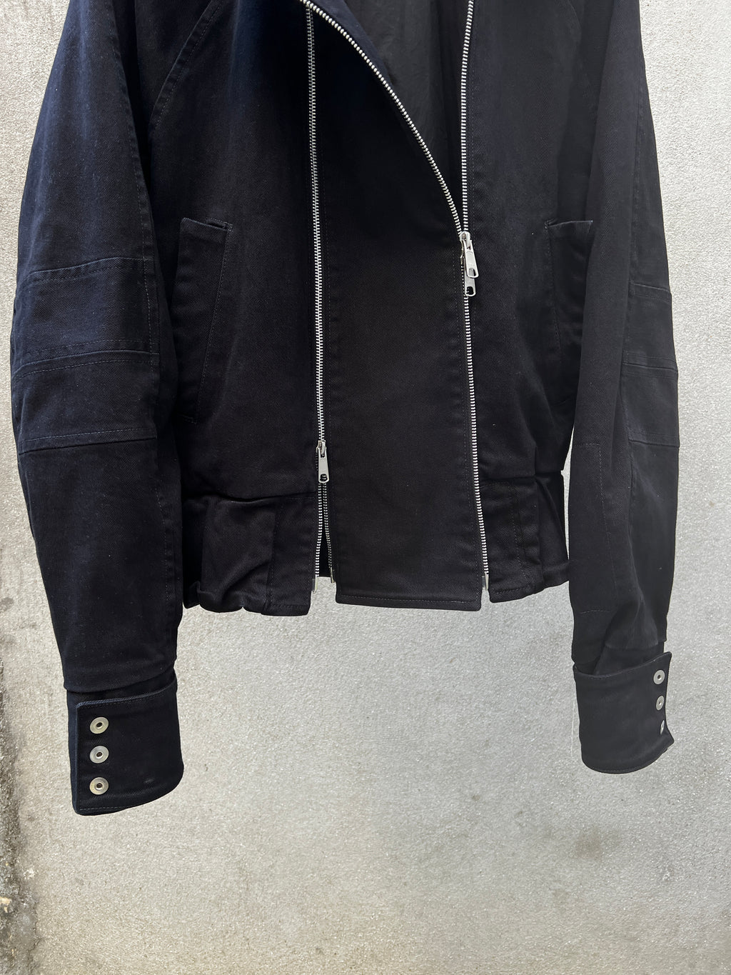 DOUBLE ZIPPER BOMBER PROTOTYPE
