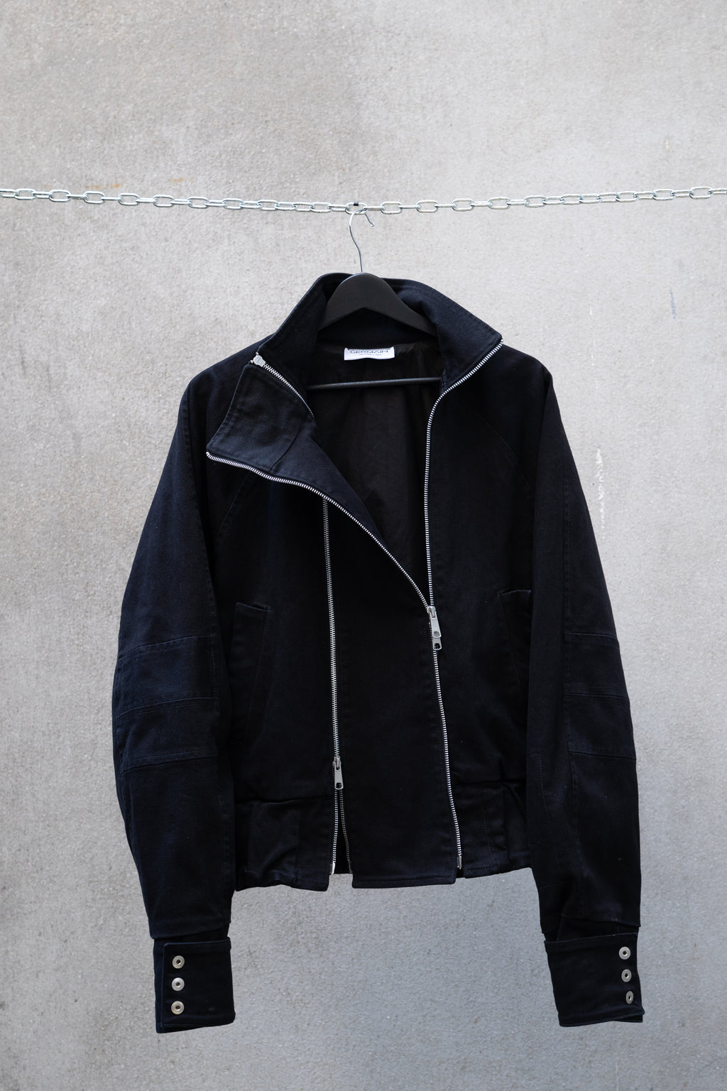 DOUBLE ZIPPER BOMBER PROTOTYPE