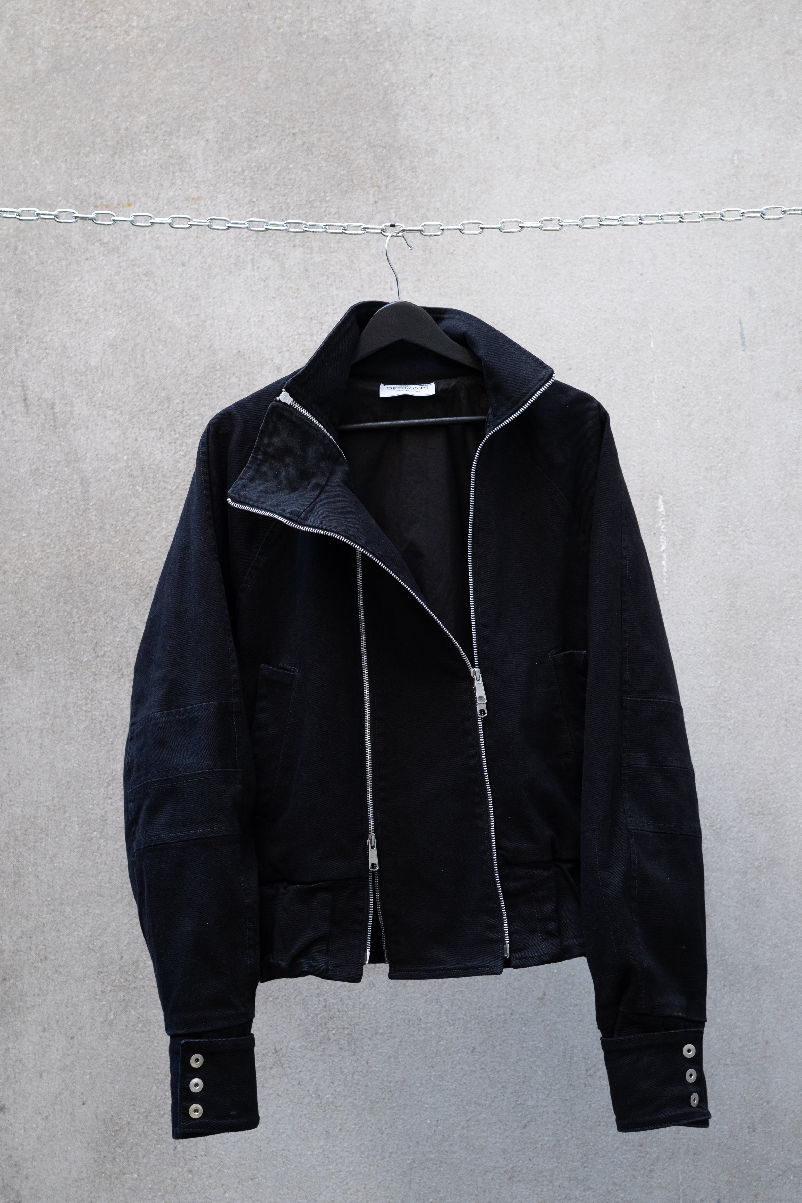 DOUBLE ZIPPER BOMBER PROTOTYPE