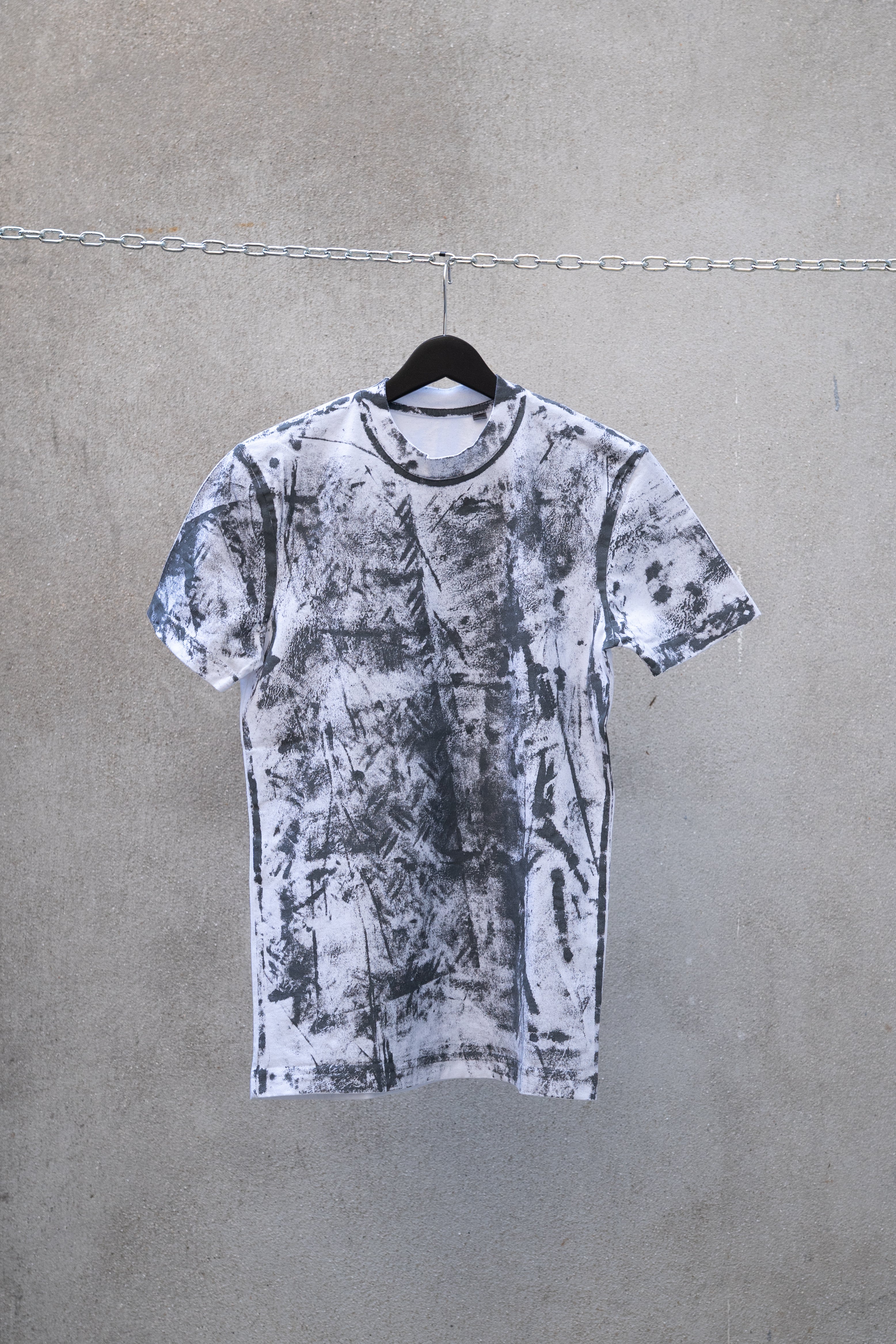 INDUSTRIAL PRINTED TEE