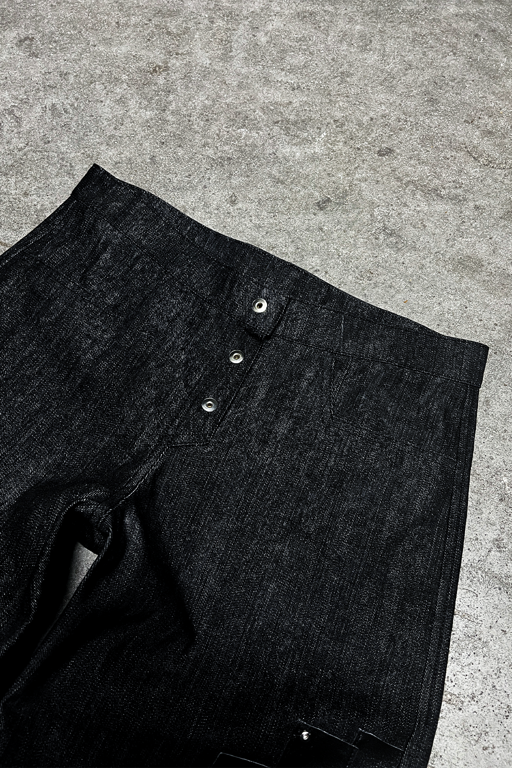 CARPENTER SHORT BLACK DENIM